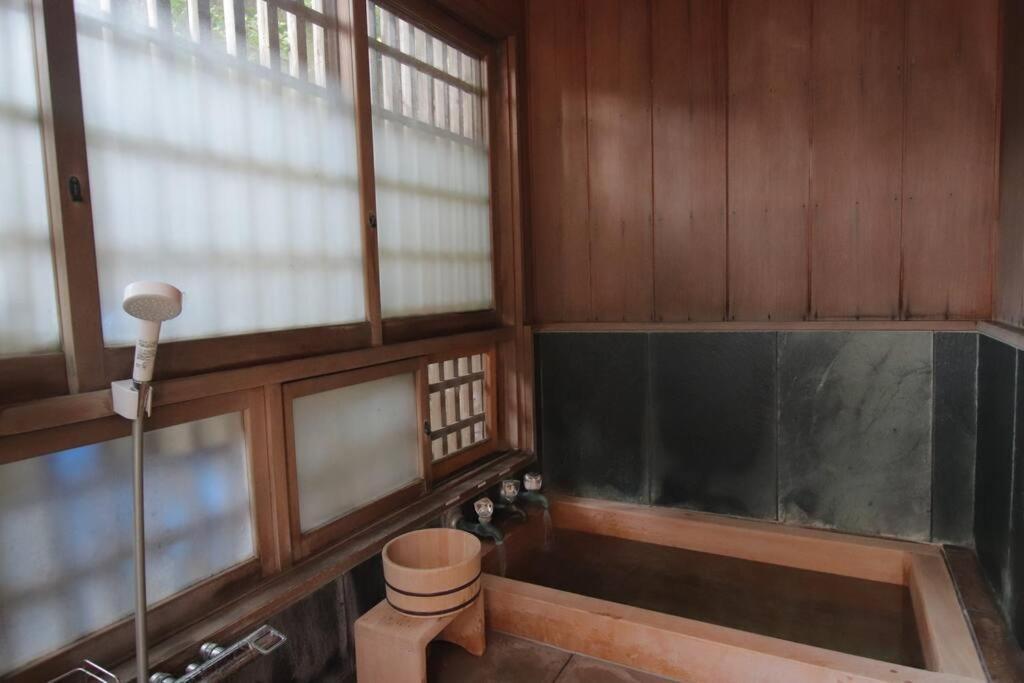 Yamaguchi House Villa,Historic Japanese Room With Onsen هاكوني المظهر الخارجي الصورة